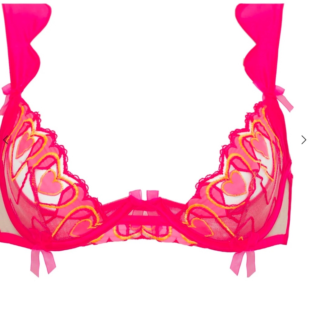 Pink Lace Heart-Patterned Bra